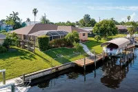 Villa Cape Coral Gulf Access Western Exposure Heated Pool Hot Tub 5 Bedrooms 2 B - Villaer