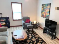 Cozy 2 Bedroom close to Cannon Valley Trail Hotels in Red Wing