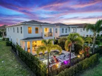 Beautiful House with Pool in Reunion Orlando 10 Minutes from Disney