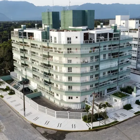 Comfortable 3 suites, air conditioning, Gourmet balcony, 200 meters from the sea