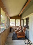 The Cottage at Parallel 46 Vineyard