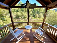 Cozy Riverfront Cabin w/ Hot Tub & Fire Pit. Minutes to Downtown Ellijay - Alppimaja