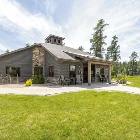 Big Sky, Garage Access, Hot tub, Wifi, Fully Paved Roads in New Development