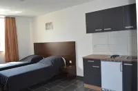 Zwei Raben Pension