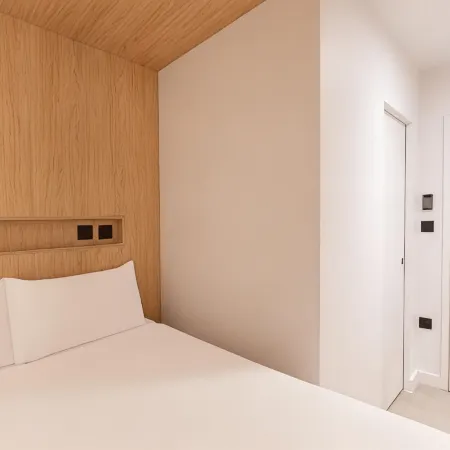 Zedwell Knightsbridge Hotel Отели рядом с достопримечательностью «Эпсли Хаус»