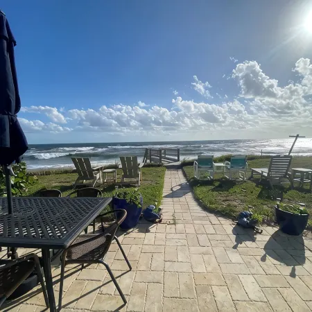 Oceanfront Home in Flager Beach with Beach Chairs & Towels, WIFI - Pet friendly.