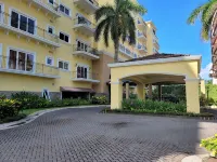 Stay on the Beach at Acqua Condo - palestra
