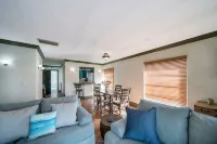 2Bed/2Bath Villa by Golf Course