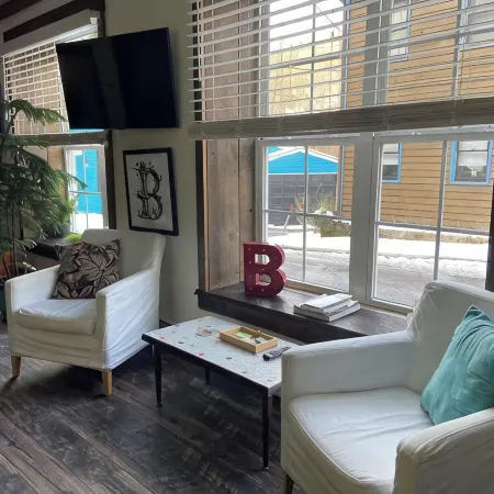 Art Studio: Historical Carriage House in the Poconos