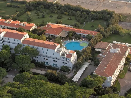 Marina Club Hotel