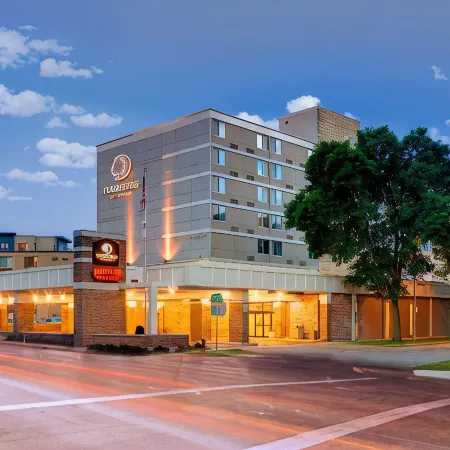 DoubleTree by Hilton Madison Downtown