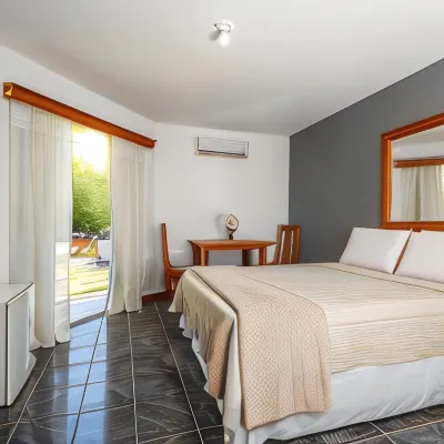 Canzi Cataratas Hotel Hotels near Iguacu River
