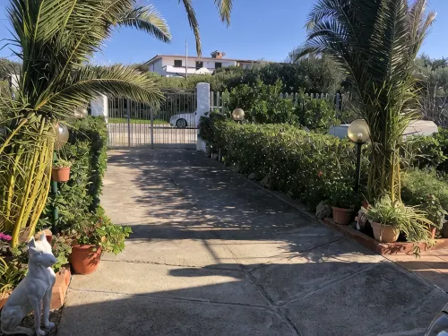 Single Villa with Garden and Wi-Fi