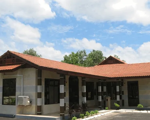 Bukit Keluang Beach Resort Bahagian Luar Photos