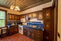 Historic Downtown Loft Apartment