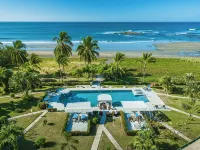 Beachfront Condo w/ Pool - 2BR 2BTH - Homestays