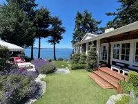 Magnificent up-close WATERFRONT "SunBright Le Reve"   Premier westside Orcas Hotels in Eastsound