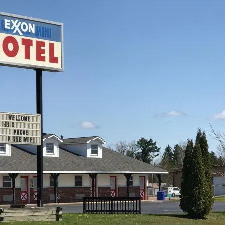 Exxon Quik Stop & Motel