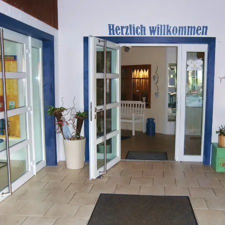 Landhaus Pfahlershof Отели в г. Дитмаршен