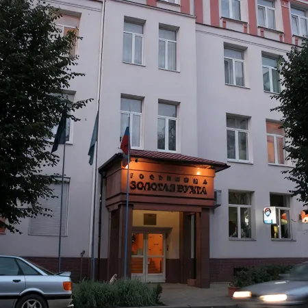Золотая Бухта