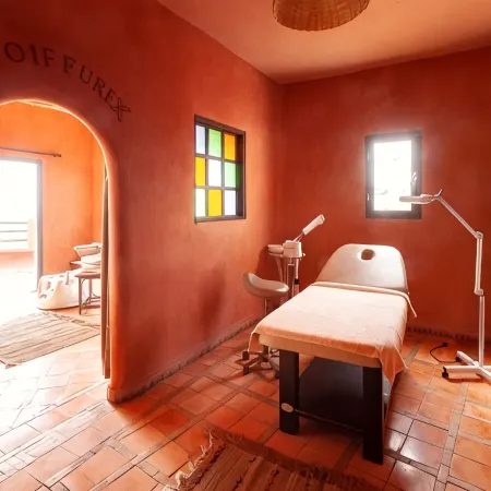 Borjs Hotel Suites & Spa