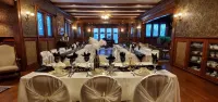 Saravilla Bed & Breakfast - Homestays