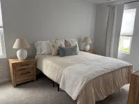 Pet friendly! King bed, smart TVs, mins to beaches from this brand new townhome - 3-Star