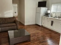 Cozy 1 bedroom cabin in peaceful Trinity Center with AC Hotele w: Trinity County
