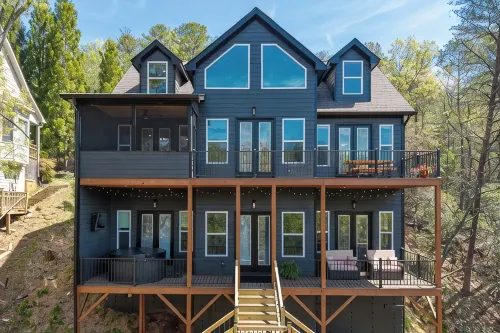 Helen TreeTop Lodge:  Rustic Luxury/Breathtaking Views/Ultimate Amenities