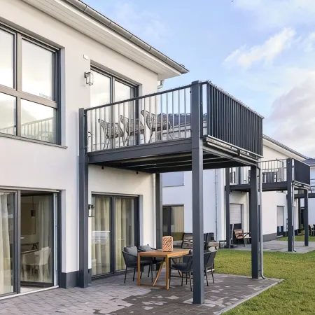 Bernstein Apartment #2 on the Goitzsche with direct lake view Hotels in Pouch