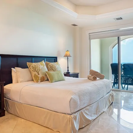 Oceanview Condo in San Miguel de Cozumel: The Landmark Resort of Cozumel