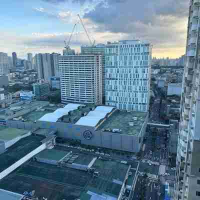 Luxury minimalist in the heart of Cubao Others