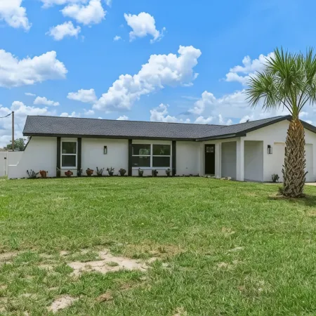 La Casita Of Spring Hill 3BR/2Bath POOL HOME
