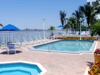 Fairfield Inn & Suites Palm Beach - Beach