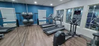 Holiday Inn Express & Suites WILLIAMSBURG by IHG - Gym