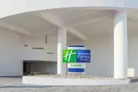 Holiday Inn Express & Suites PUEBLA ANGELOPOLIS by IHG - parking