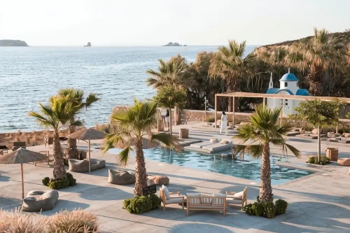 Seesoo Paros Beachfront Luxury Hideaway - فطور