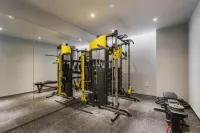 Londorner Hotel  New Port Yongwon - Gym