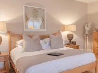 Bell at Hampton Hotels in Cherwell District