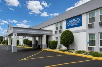 Americas Best Value Inn Knoxville Downtown North - 駐車場