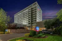 Fairfield Inn & Suites Charlotte Uptown Hotels near Central Square