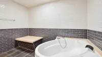 Instar Hotel Yangsan - 2-stjärniga