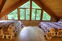 雷尼爾山A字型木屋，配有桑拿，可住12人
