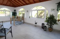 Great quiet vacation home for 4 people with private pool and large garden - Wifi