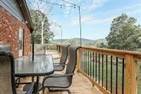 Hillside Haven - 3-Star