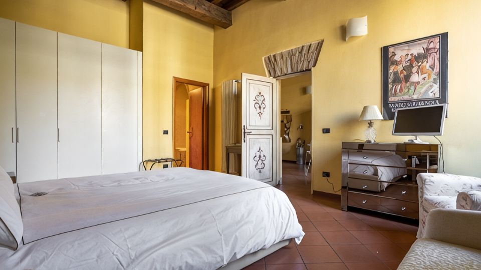Holiday house with 4 beds and 2 bathrooms in the centre 50 m from the castle