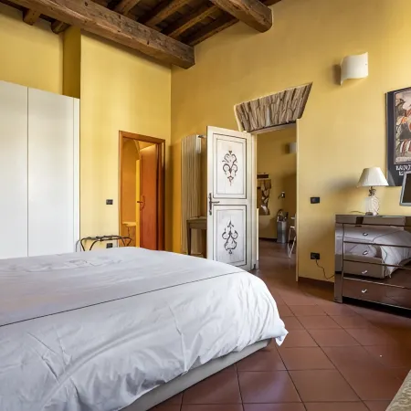 Holiday house with 4 beds and 2 bathrooms in the centre 50 m from the castle