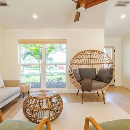 3Br Heated Saltwater Pool Home Near Ami and Img