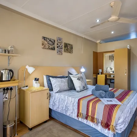Marle' Lodge Bed & Breakfast