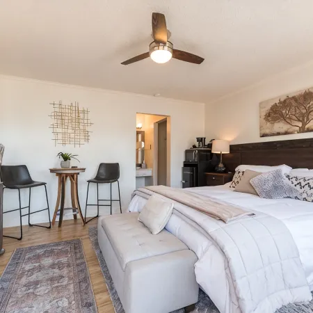 Shell Beach Inn